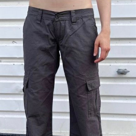 Brandy Melville Parker Cargo Pants - Picture 1 of 2